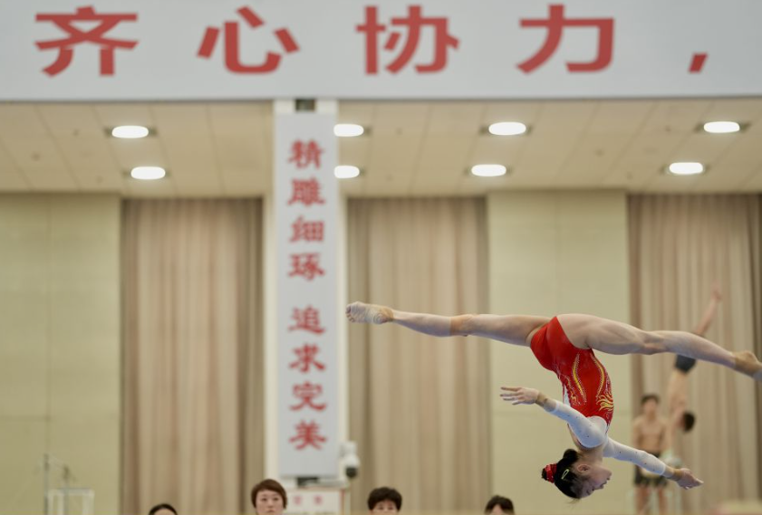 和pg棋牌一起享受欢乐时光